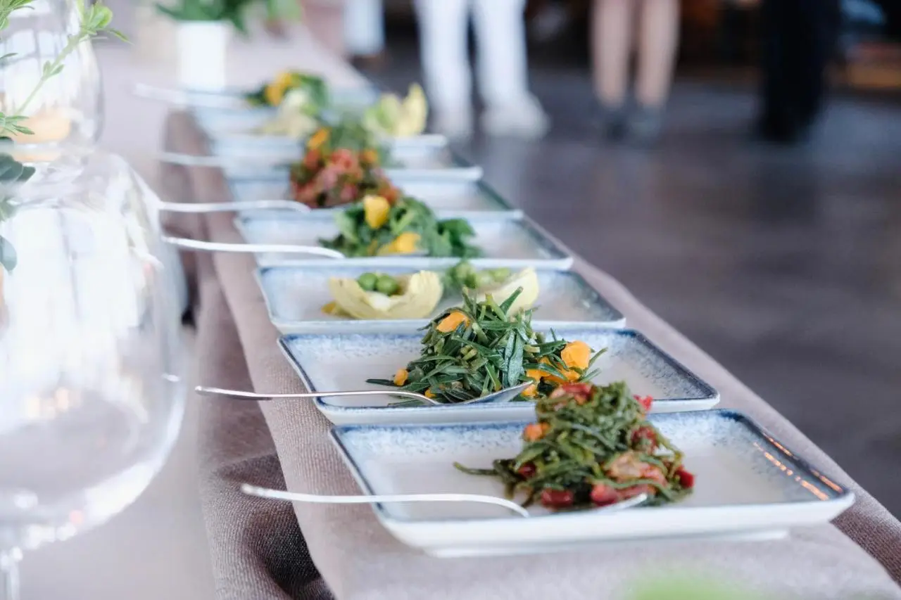 Maya Bistro Hotel & Beach