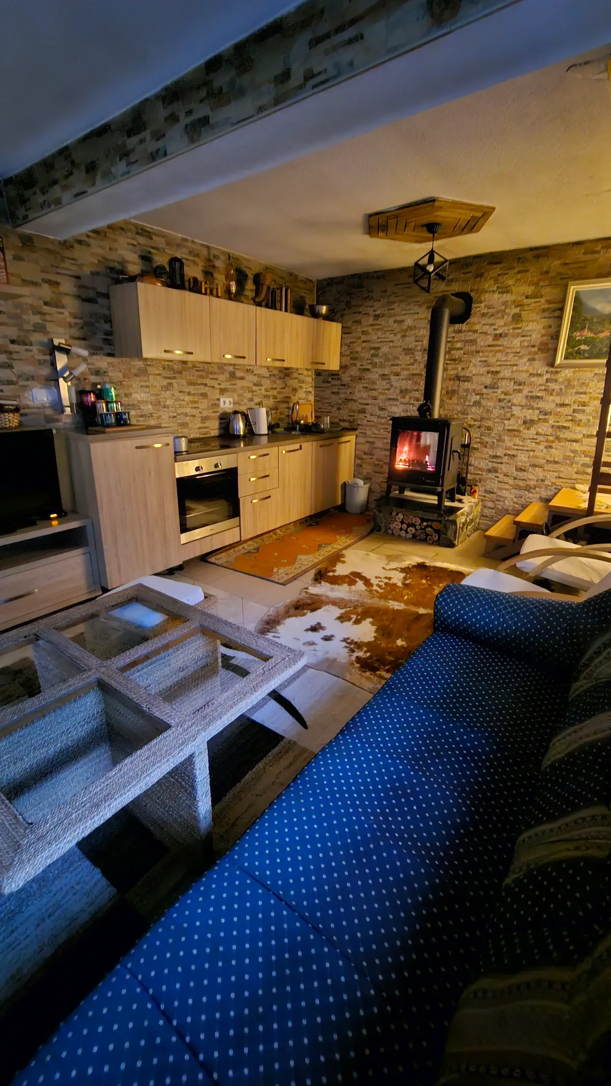 Mystery lodge