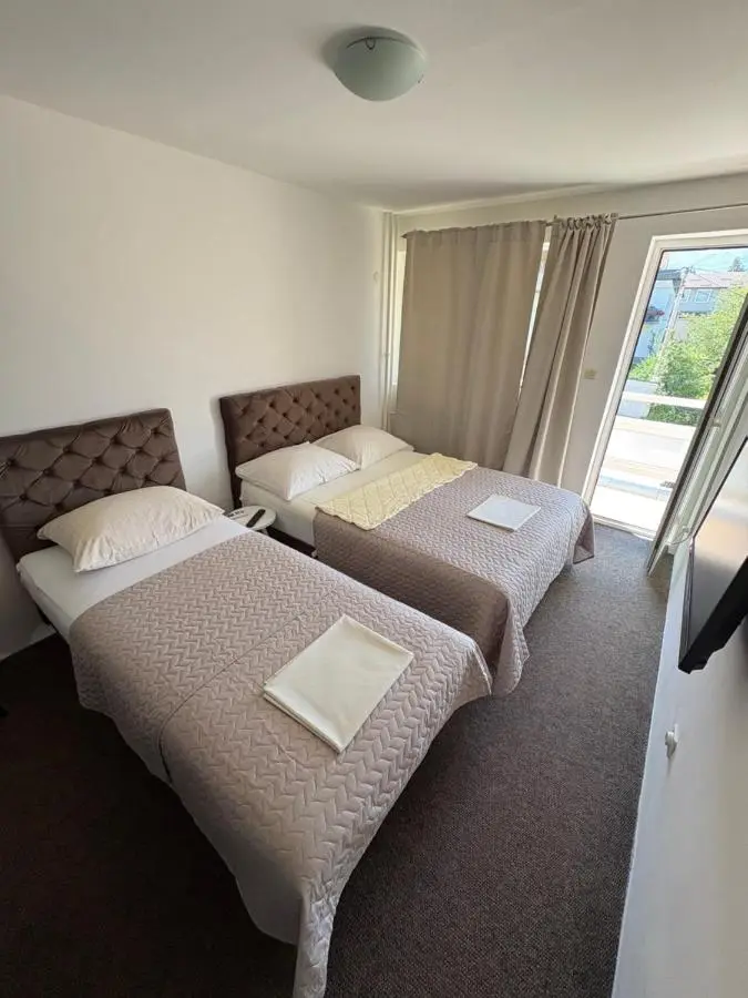 Hotel Avanti