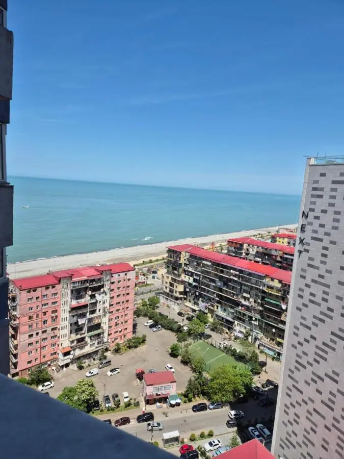 50 meters from the Black Sea coast, Malo