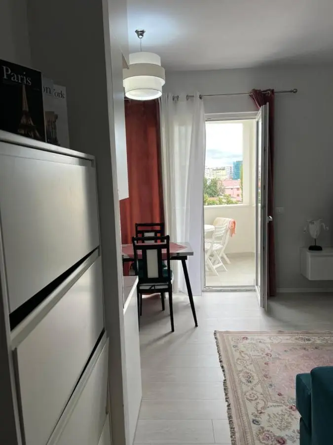 MaisonNova Deluxe 1