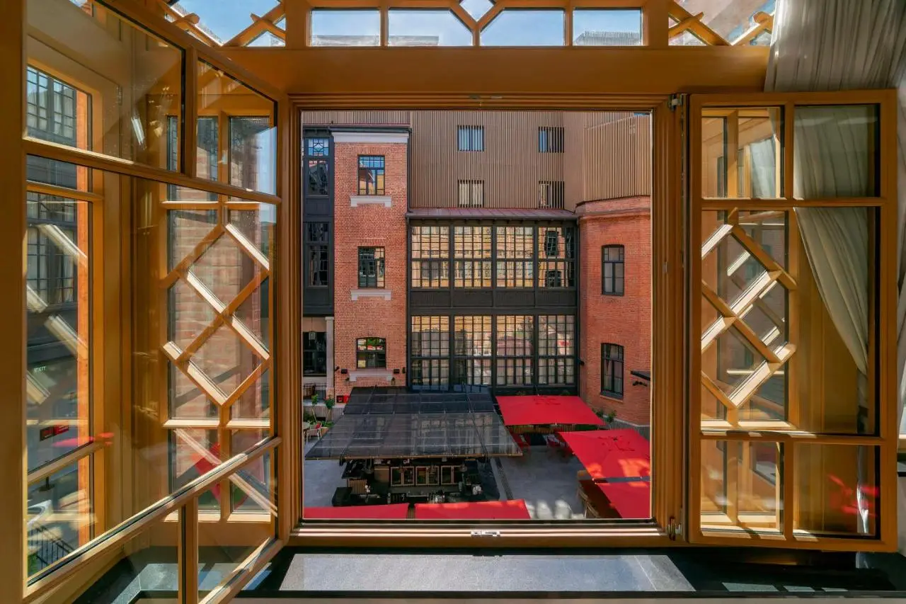 Radisson RED Tbilisi