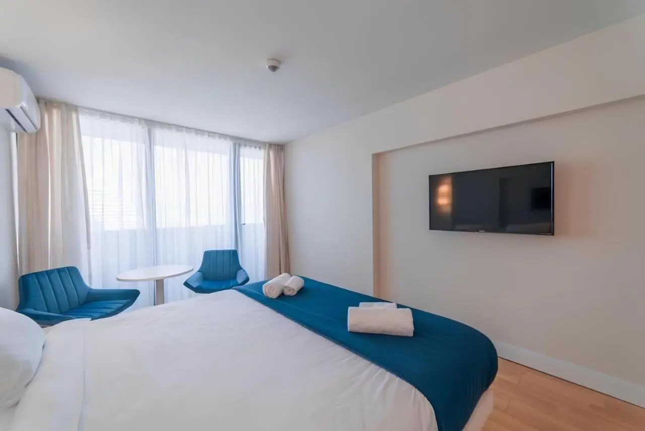 Superior Aparthotel in ORBI city