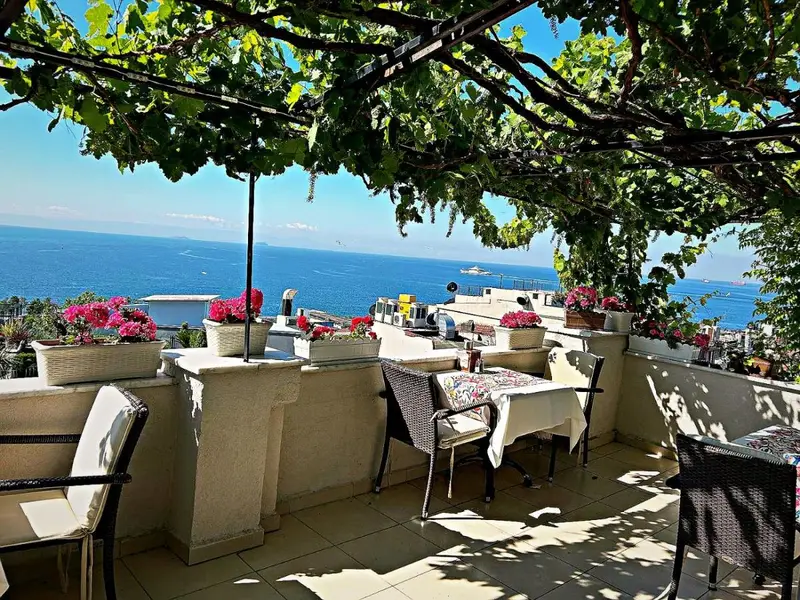Hotel Buhara Family Inn