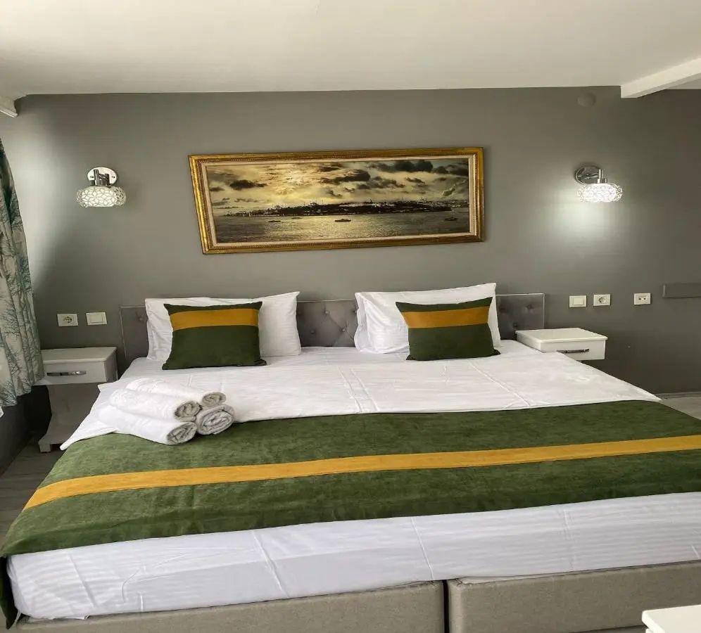 Unique Suite Hotel