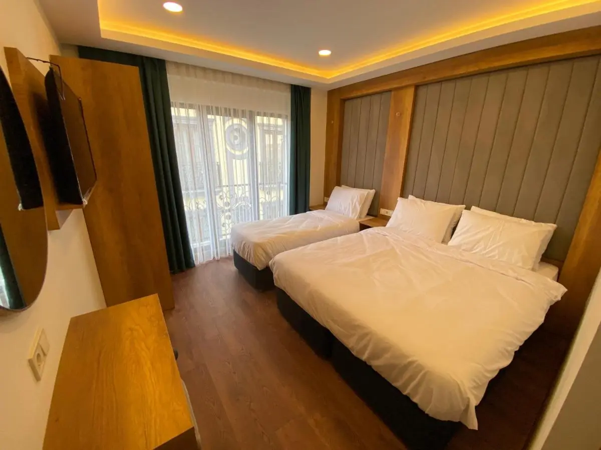 Pege Hotel