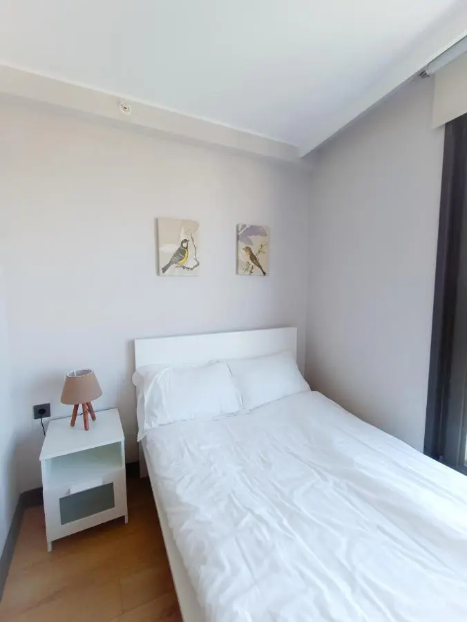 Luxury Central Fully Equipped 3BR 2BA Apartment by Siena Suites