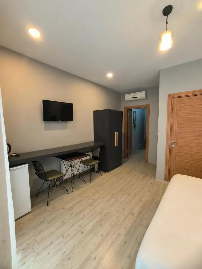Ore Pera Suites