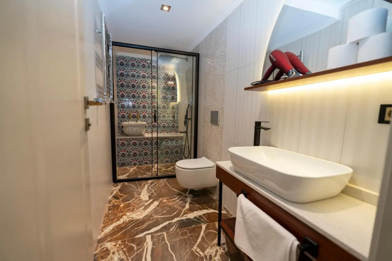 THE MUA LUXURY HOMEs