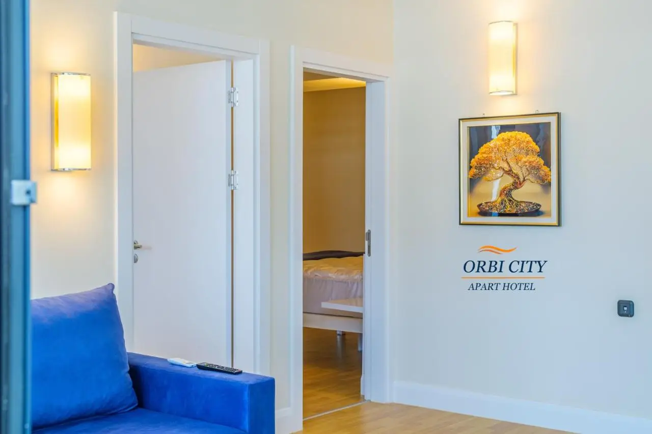 APART-HOTEL ORBI CITY
