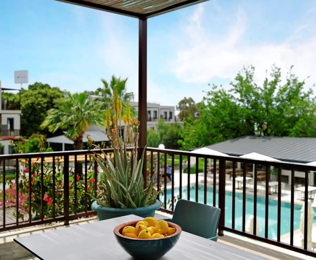 Dorman Suites