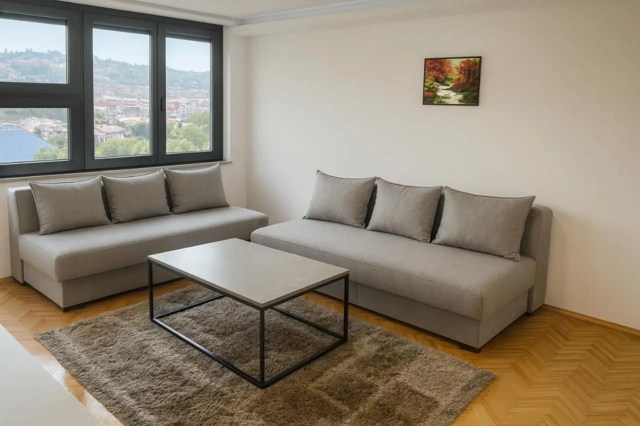 Green Riverside Apartment