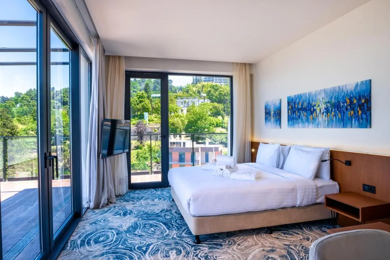 Greenwood Hotel Restaurant & Spa
