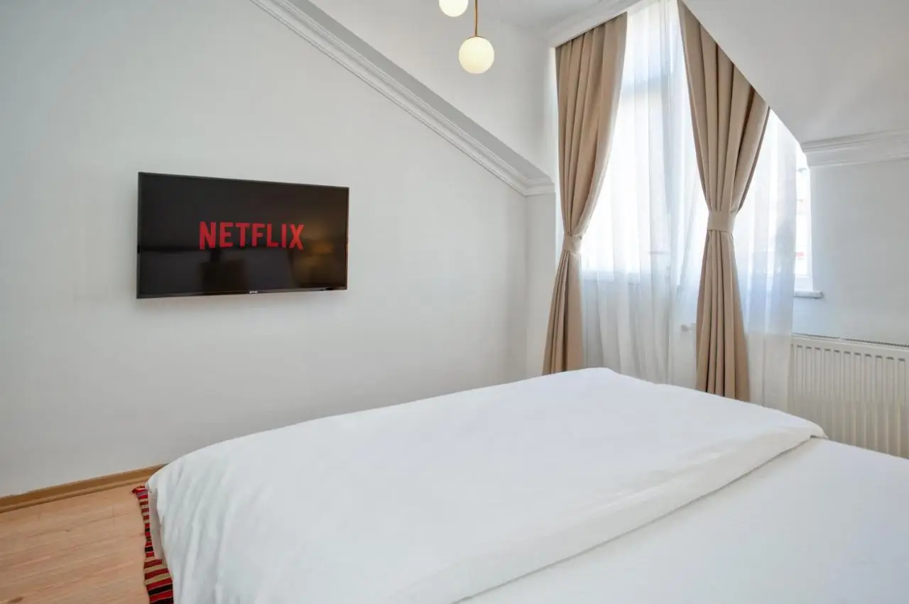 Dublex 3 Bedrooms&2Bathrooms &Terrace