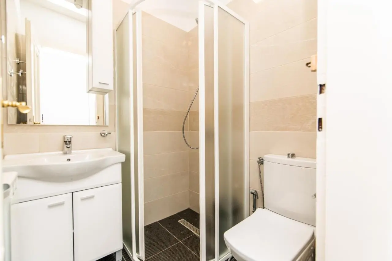 Modern studio for 3 people in the Heart of the City Center