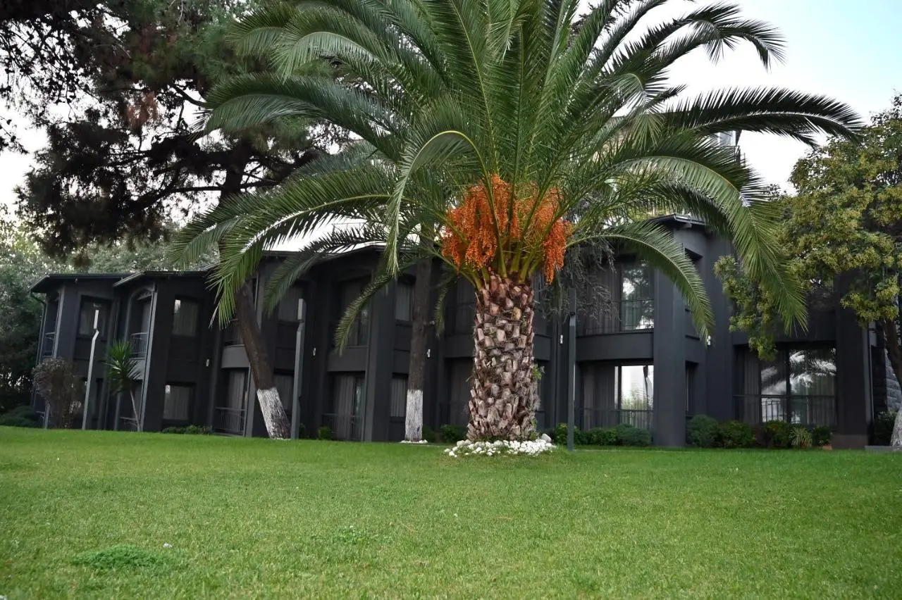 Denizatı Plus Hotel