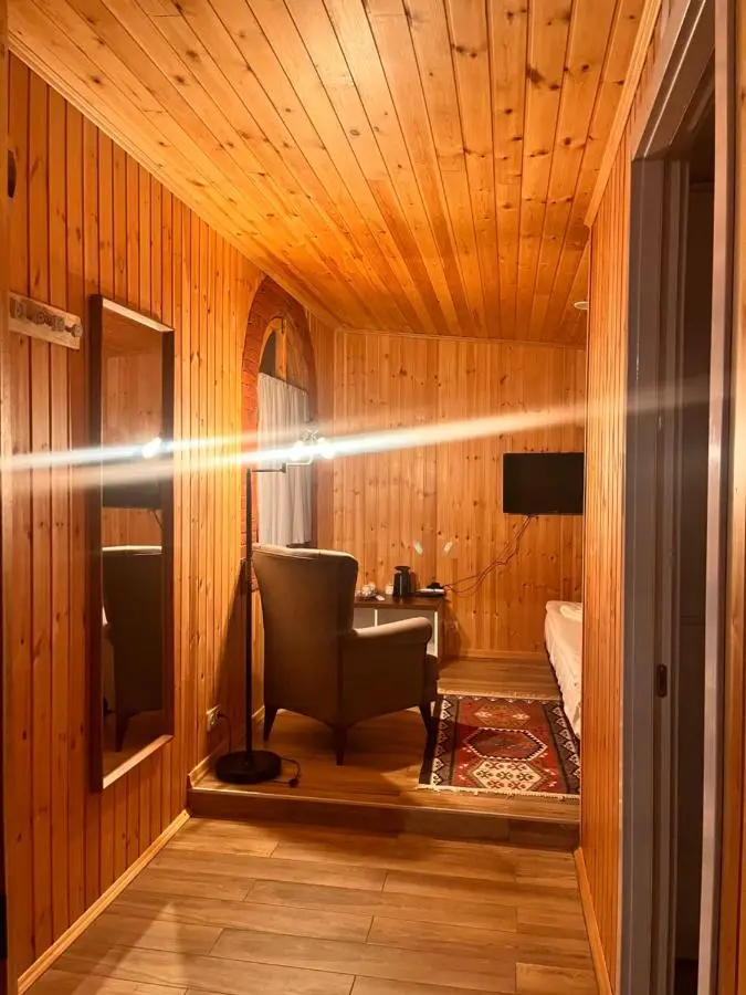 Winery & Brewery - Family Guesthouse "Villa Rbona"