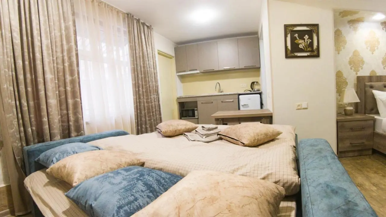 BABEL APARTMENTS