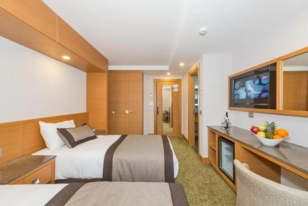 Bisetun Hotel