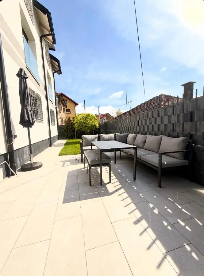 Apartment Mey