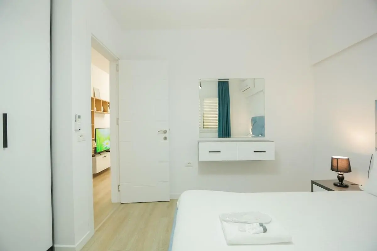 Miku Apartment-Brand New at Wilson Square
