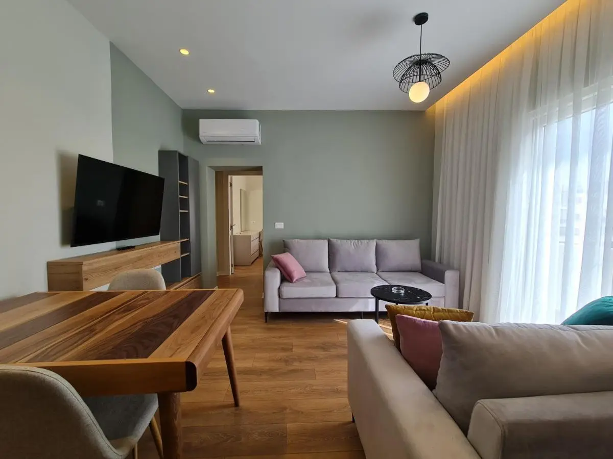 Adore - Modern Apartment