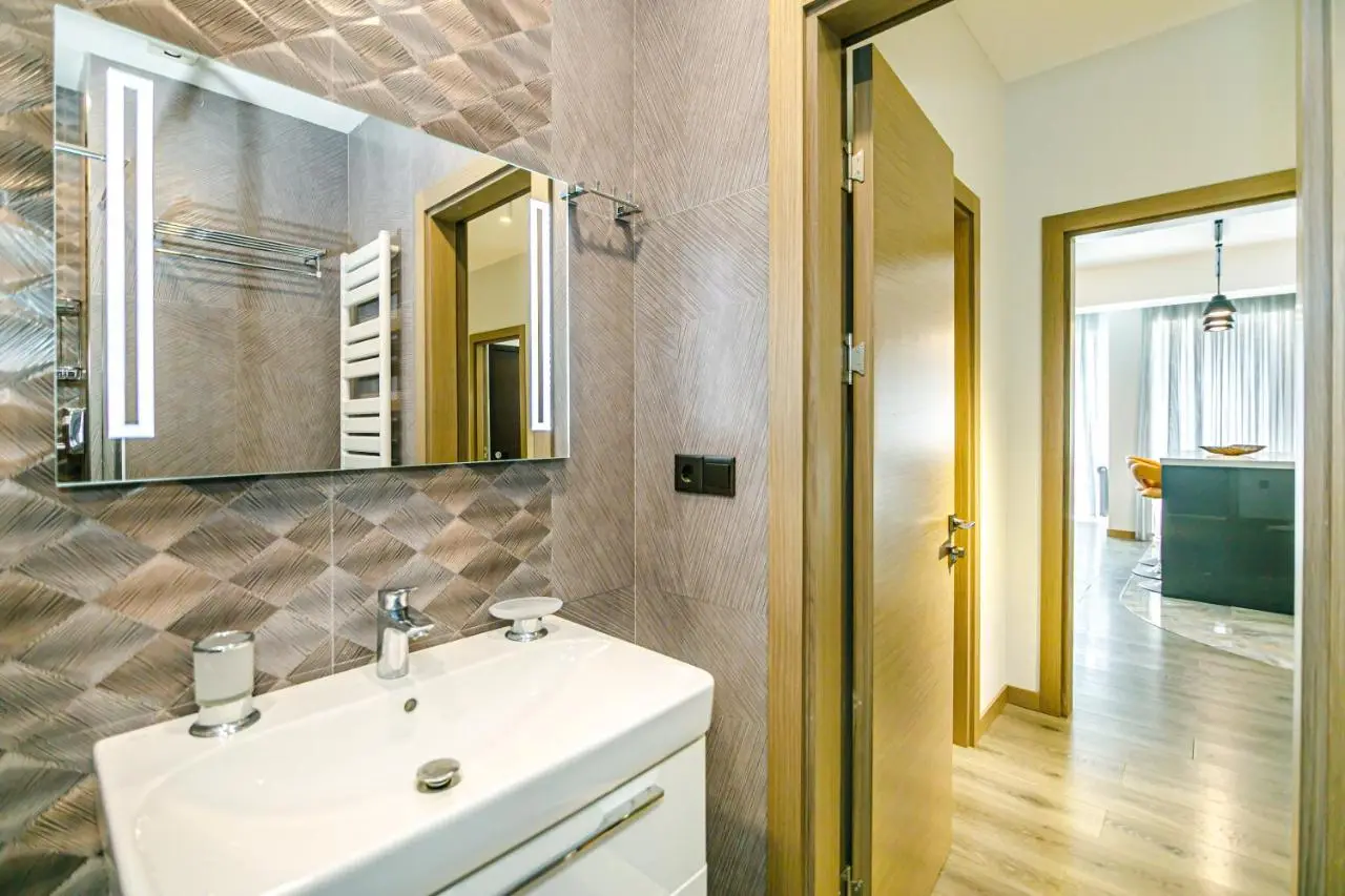 KING Luxury Apartment in Baku