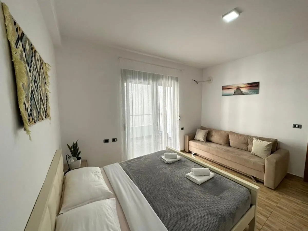 TreA Accomodations - Despacito Port Side