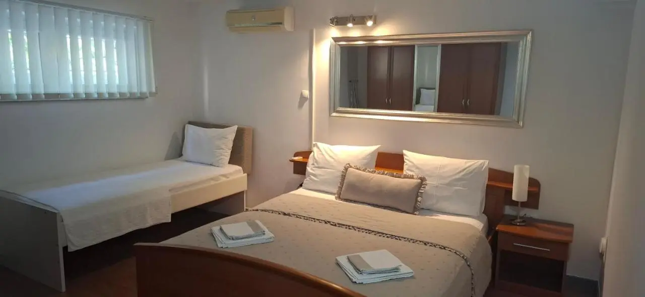 Guest House NO 13