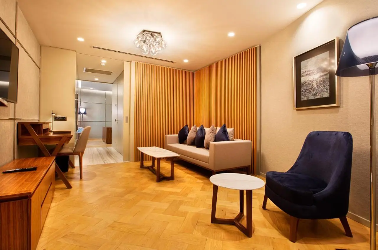 Fer Hotel