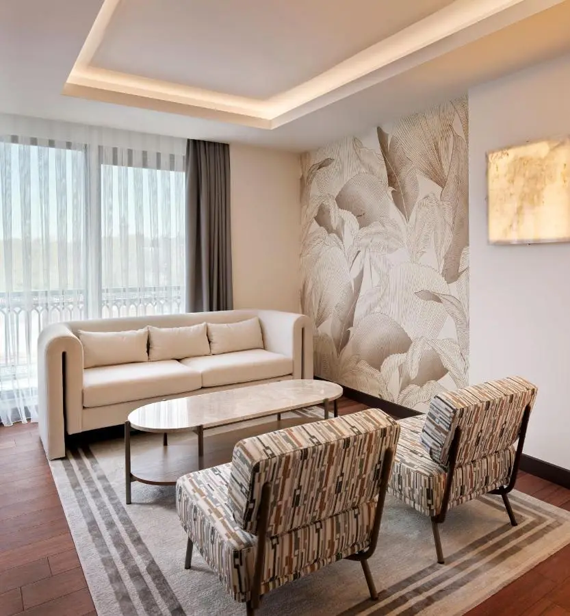 Shining Star Hotel