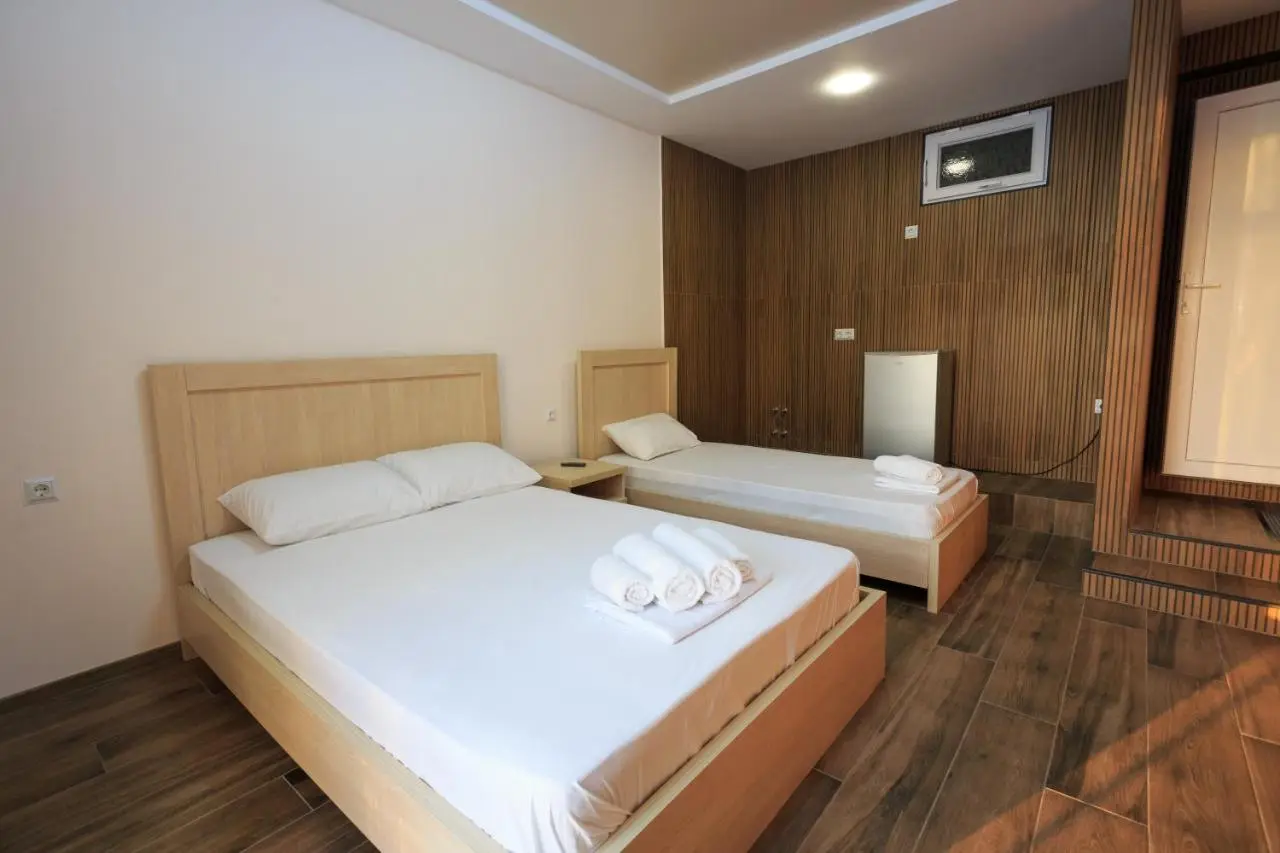 Guest House 99