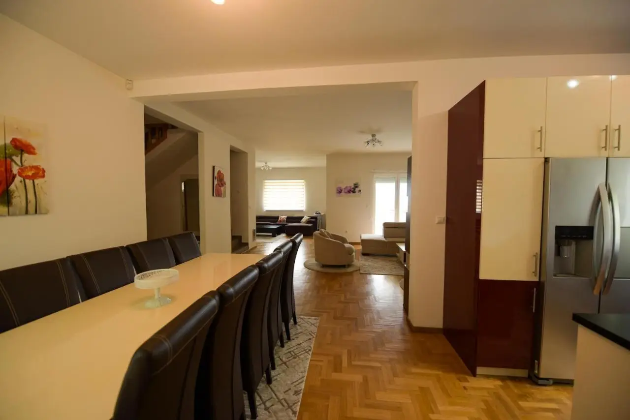 Villa Sarajevo 6
