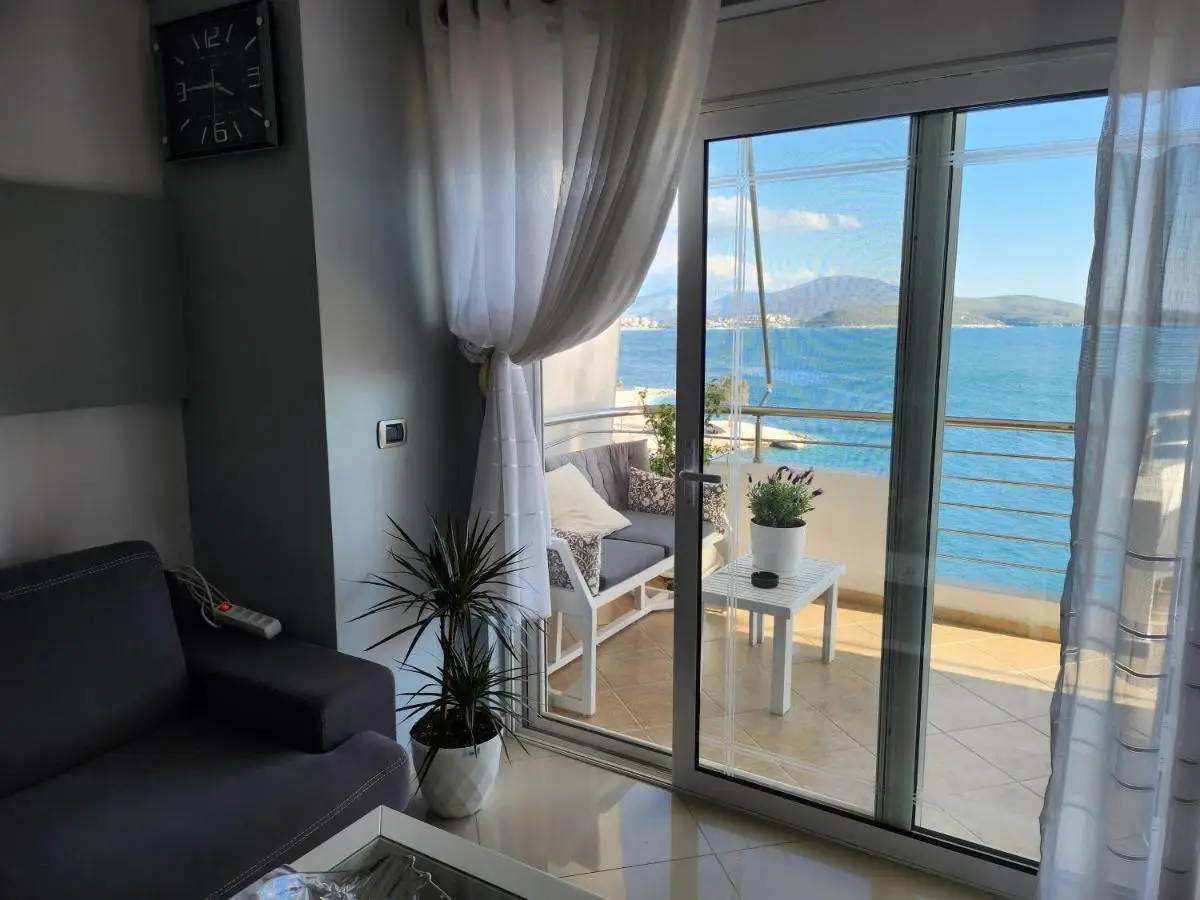 Βeachfront Luxury Apartments SARANDE