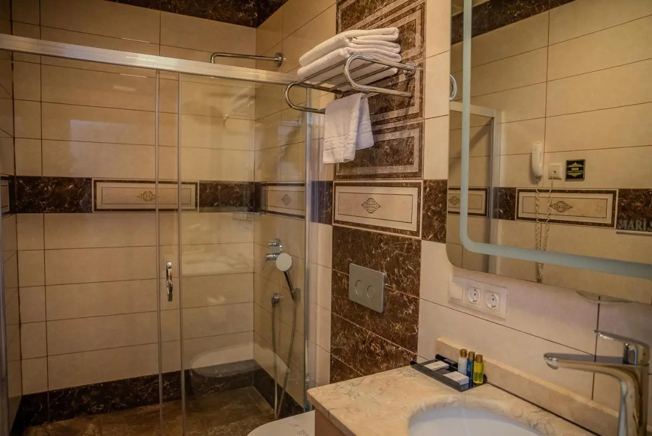 Mari Suites Hotel