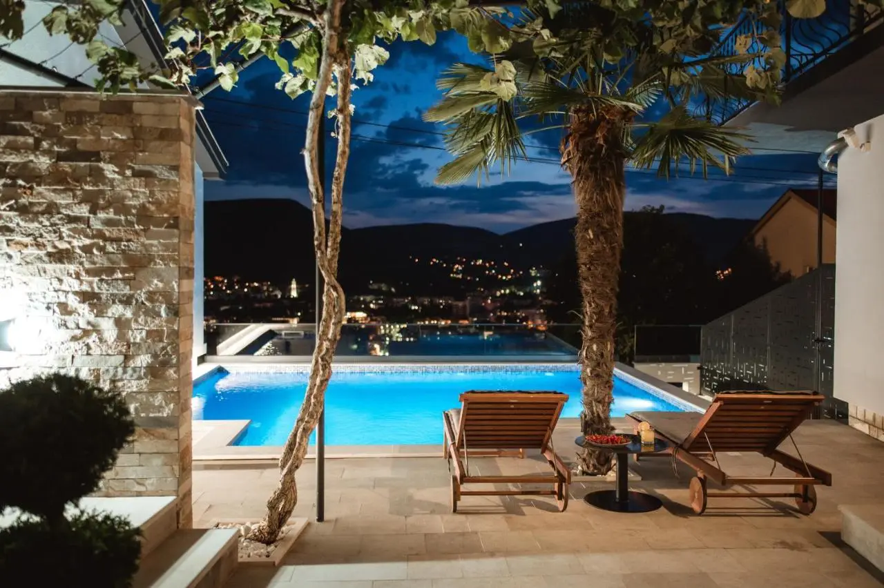 Villa View Mostar with Heated Pool & Jacuzzi