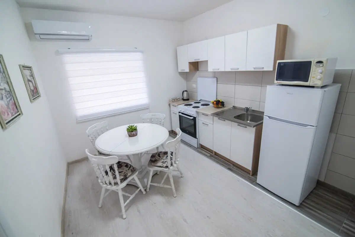 Love Apartment 2