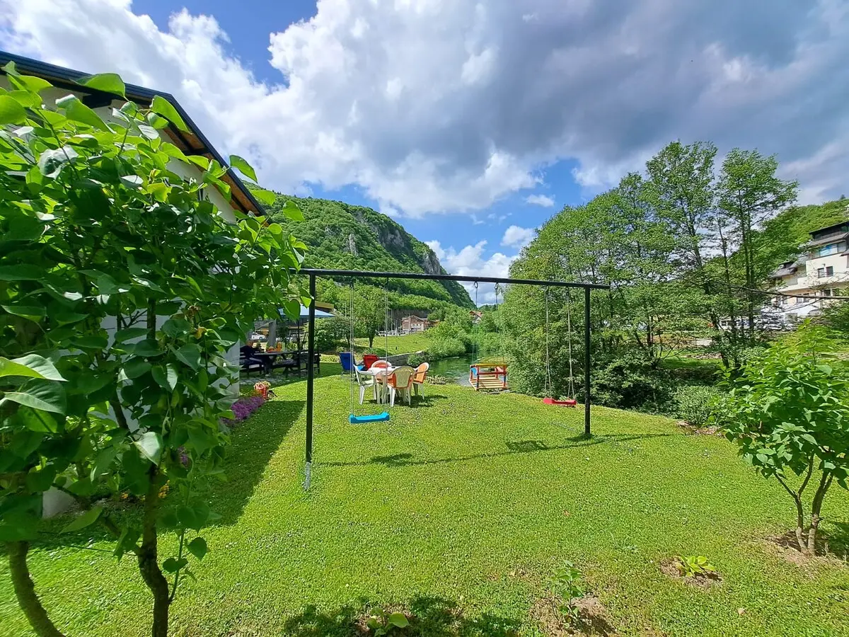 Sobe Zizi: Double Room with Garden View & Balcony