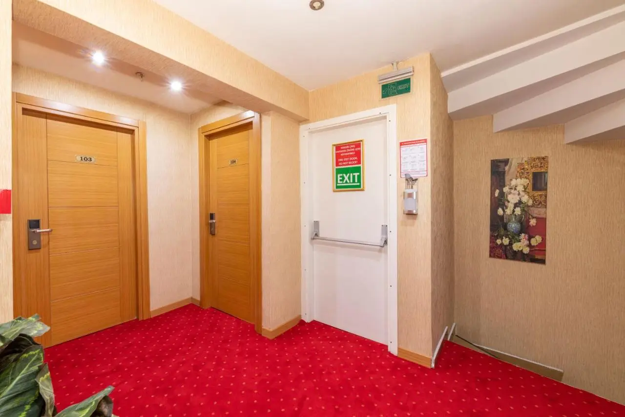 Regno Hotel