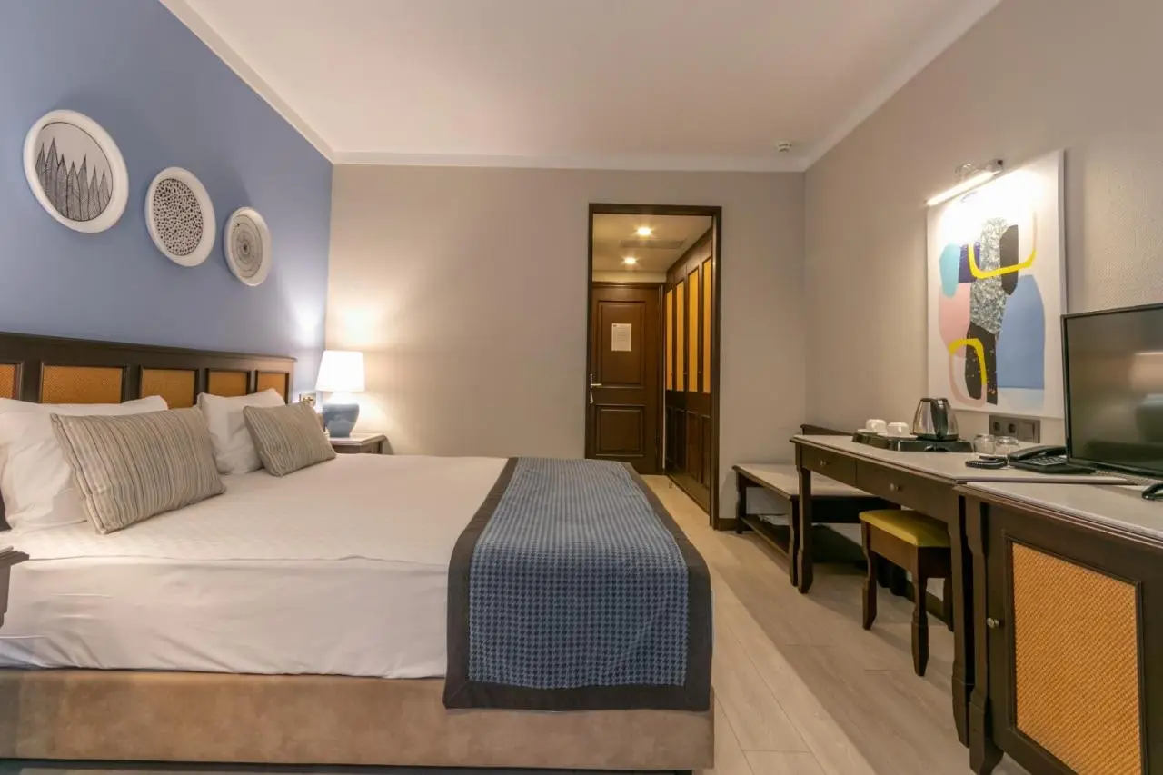 Lara Park Hotel