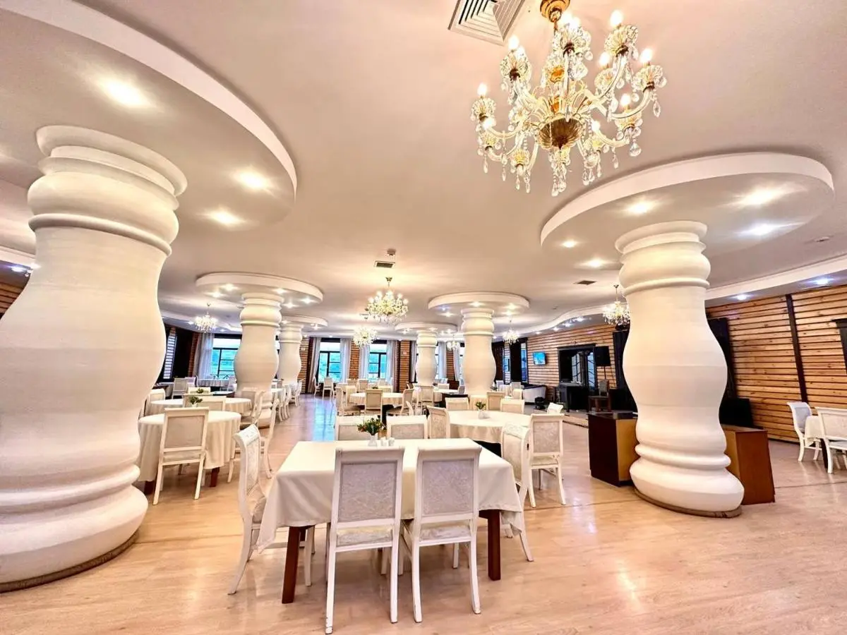 Deluxe Park Qusar Resort & Spa Hotel