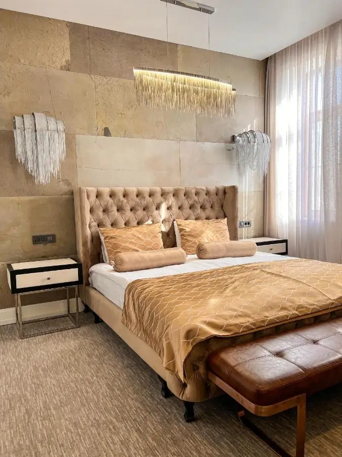 Shirvanshah Hotel