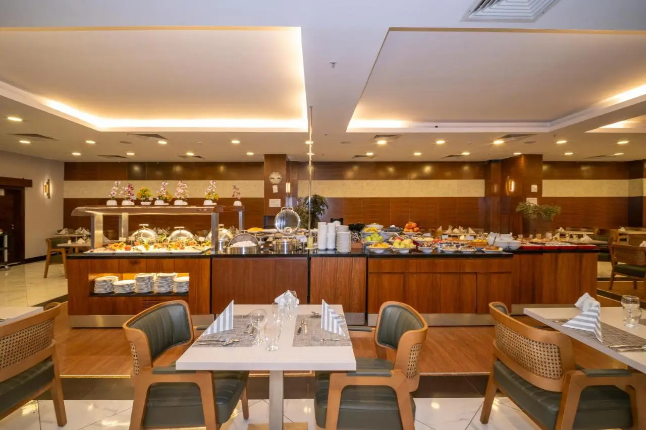 Grand S Hotel
