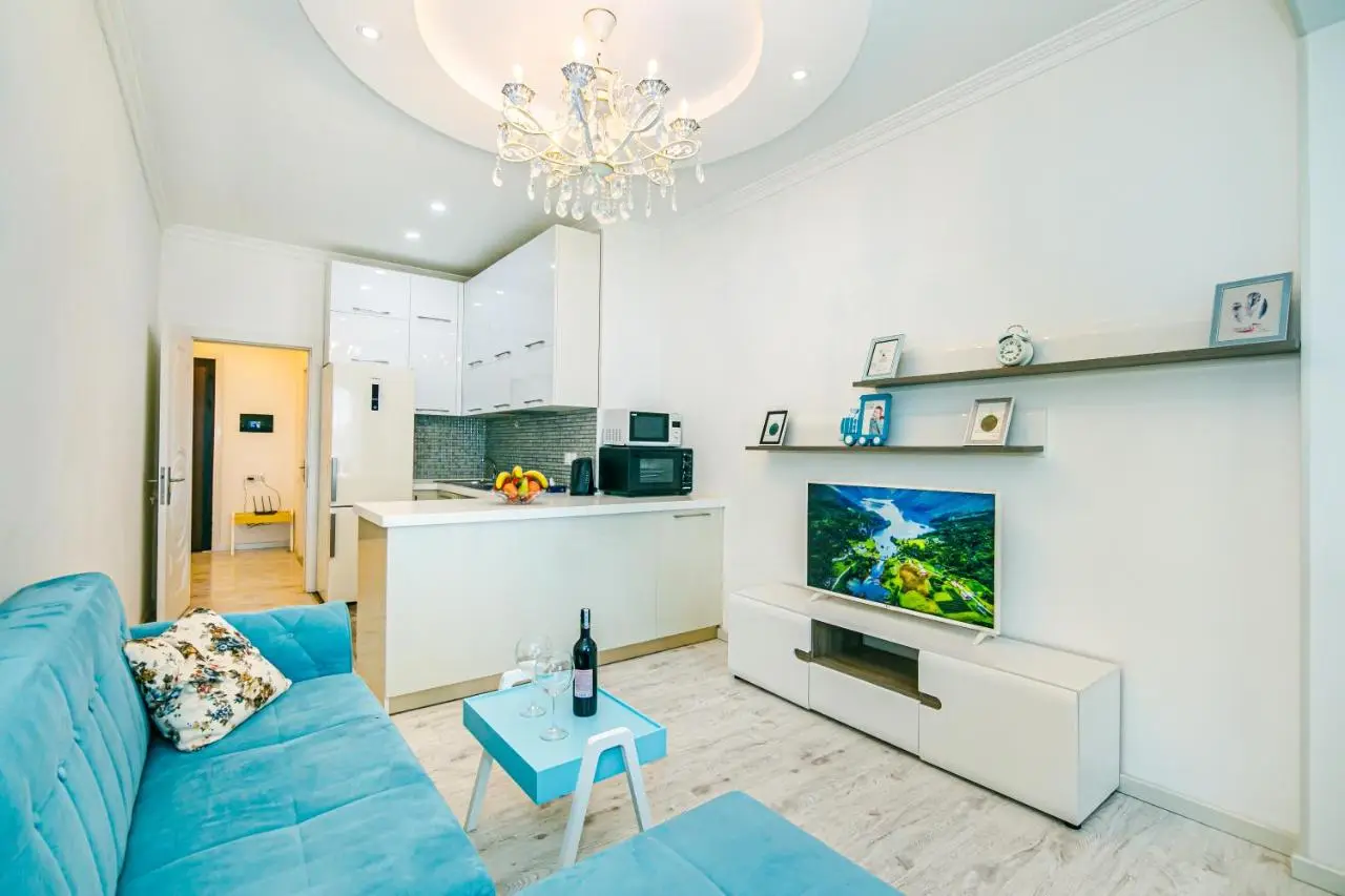 Park azure sweet apartment by Baku Housing
