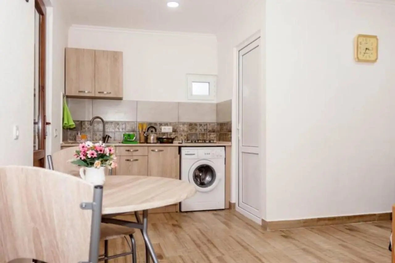 Guest House Beautiful Tbilisi - Cool & Cozy Apartments