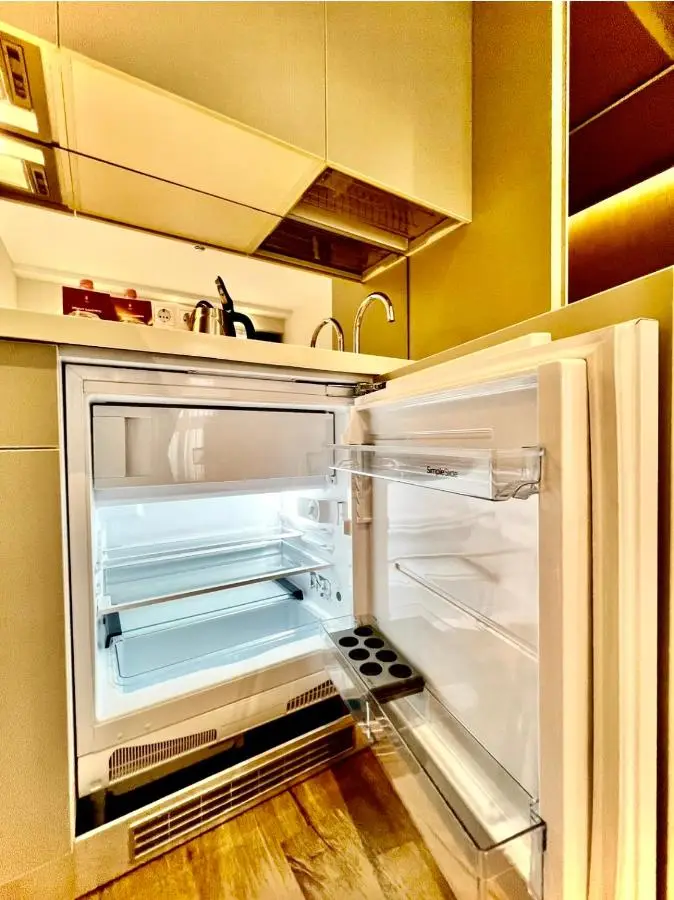 Viva beach Apartments in Alliance palace