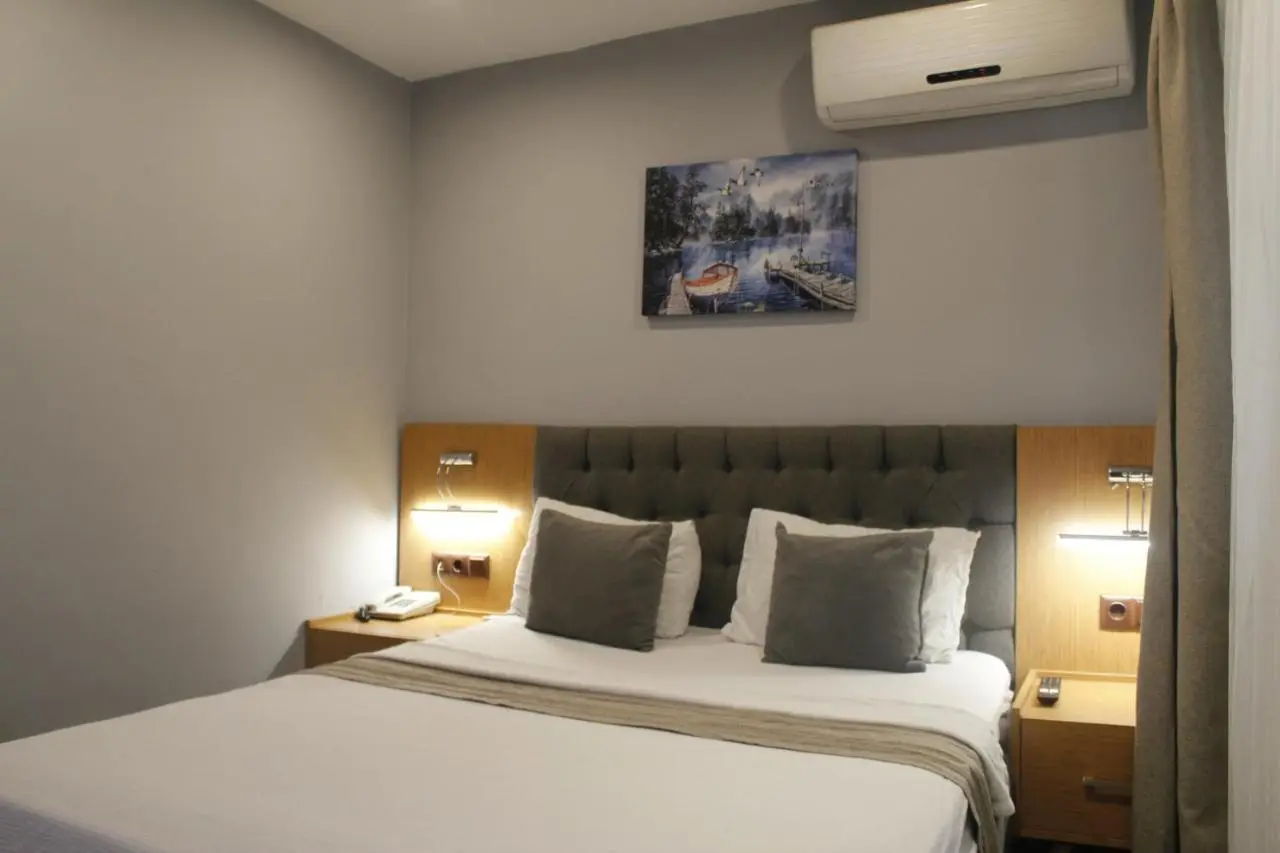 Ada Life Hotel