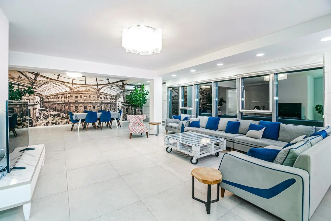 LUXURY SKY Apartment MEGAFUN Residance