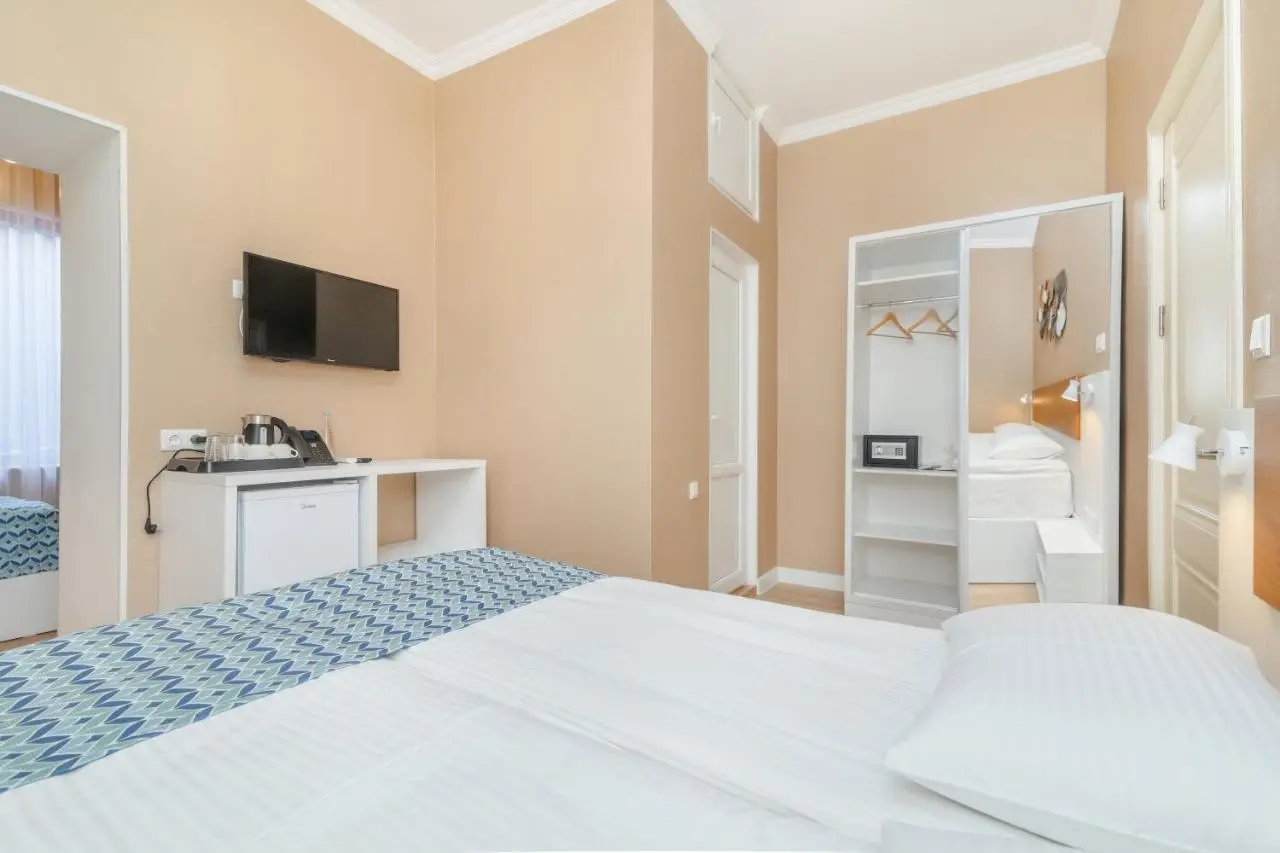 MY HOTEL