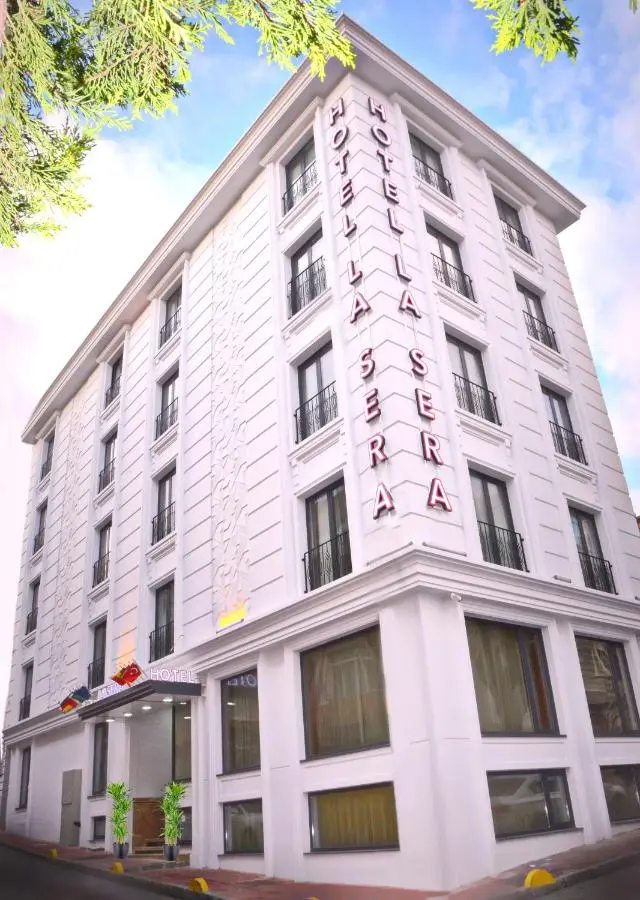 Hotel La SERA
